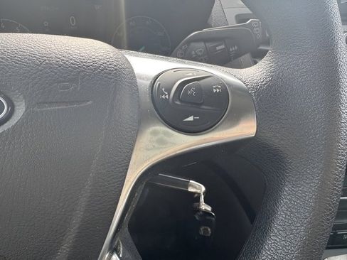 Used 2022 Ford Transit Connect XL image 19