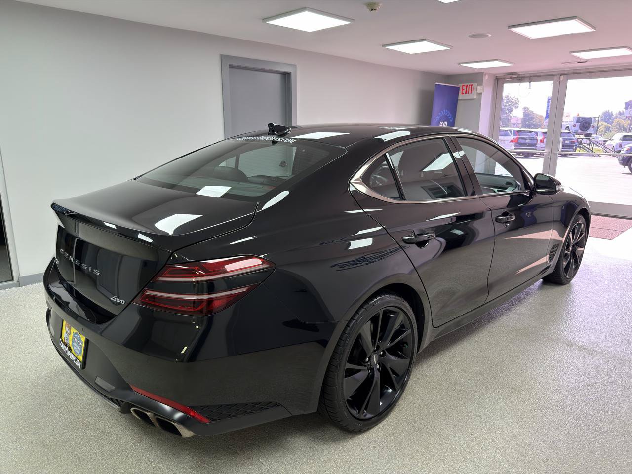 Used 2023 Genesis G70 2.0T w/ Sport Prestige Package AWD/4WD image 3