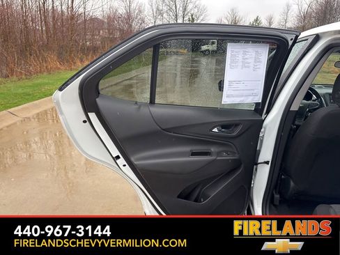 Used 2024 Chevrolet Equinox LT image 39