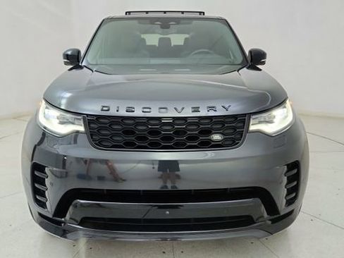 Used 2024 Land Rover Discovery Dynamic SE AWD/4WD image 13