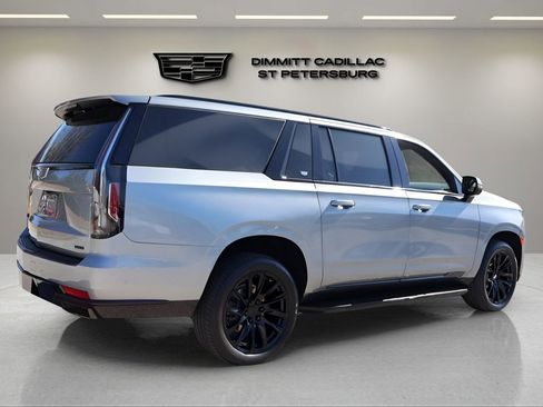 Used 2023 Cadillac Escalade ESV Sport w/ LPO, ONYX Package RWD image 5