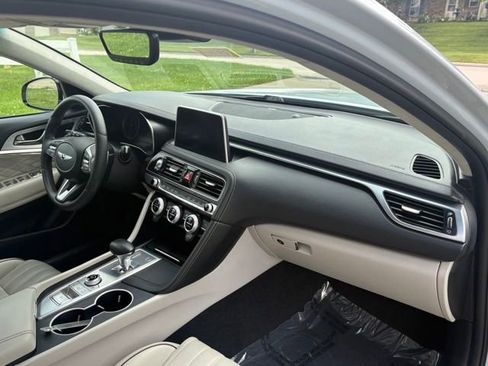 Used 2021 Genesis G70 2.0T w/ Prestige Package RWD image 12