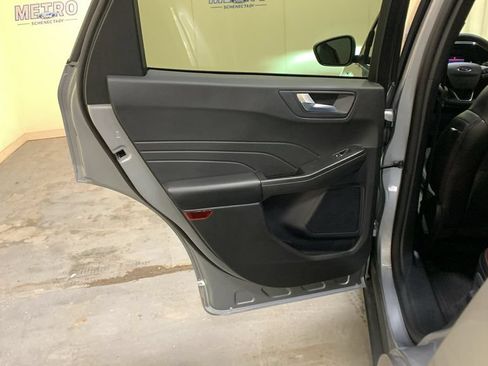 Used 2024 Ford Escape ST-Line w/ Tech Pack #1 AWD/4WD image 21
