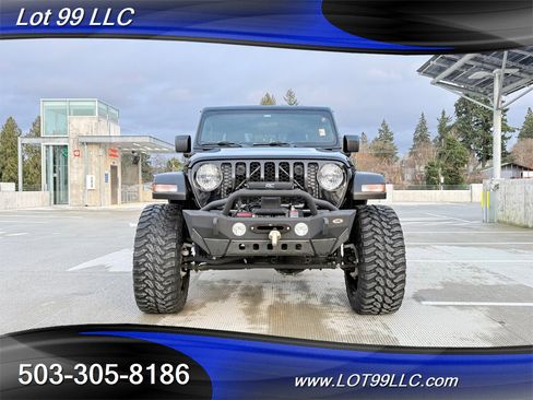 Used 2020 Jeep Gladiator Sport w/ Quick Order Package 24S image 3