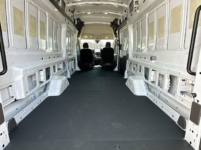 New 2026 Ford Transit 350 148 High Roof Extended RWD image 25