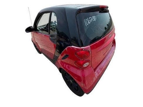 Used 2009 smart fortwo pure RWD image 3