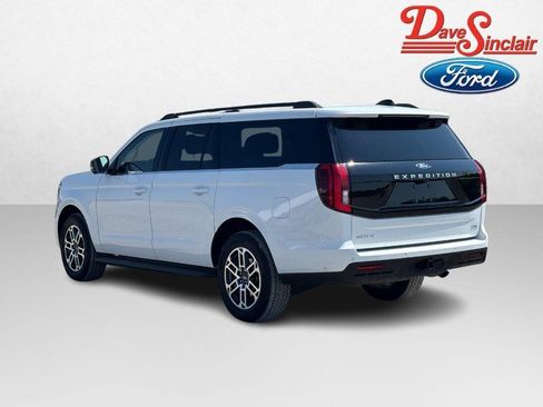 Used 2025 Ford Expedition Max Active AWD/4WD image 9