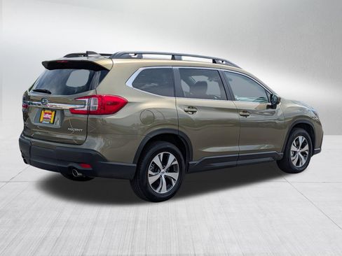 Certified 2025 Subaru Ascent Premium AWD/4WD image 7