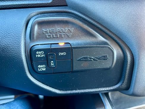 Used 2020 RAM 3500 Big Horn w/ Level 2 Equipment Group image 19