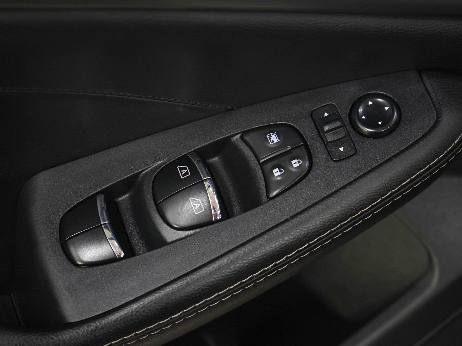 Used 2023 Nissan Maxima SL FWD image 20