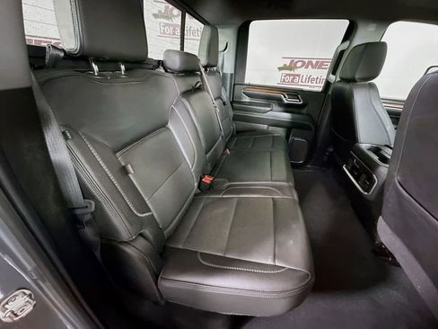 Used 2024 GMC Sierra 3500 Denali w/ Denali Reserve Package image 32