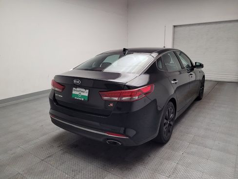 Used 2018 Kia Optima S FWD image 9