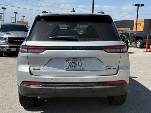 New 2025 Jeep Grand Cherokee Limited w/ Luxury Tech Group II image 7