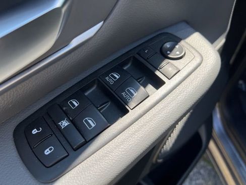 Used 2020 RAM 1500 Big Horn image 25