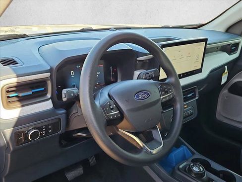 New 2026 Ford Maverick XLT image 3