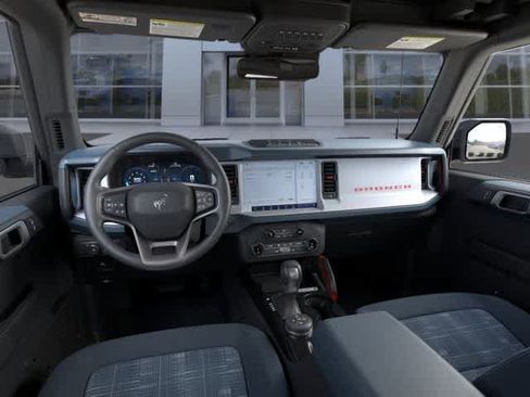 New 2026 Ford Bronco Heritage Edition image 9