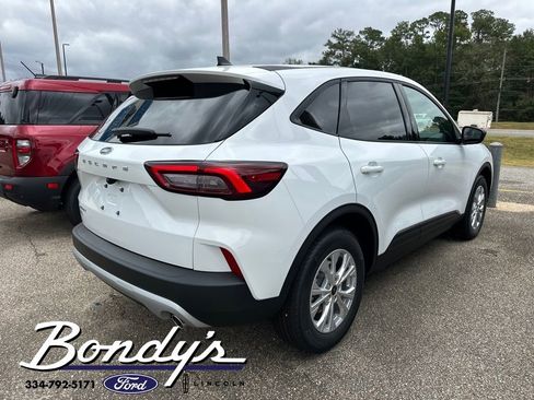 New 2026 Ford Escape Active image 11