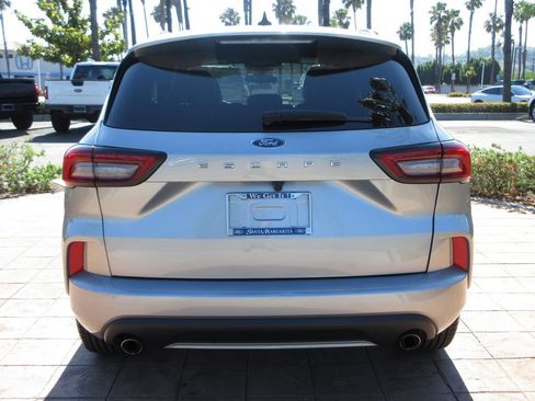 Certified 2023 Ford Escape ST-Line FWD image 3