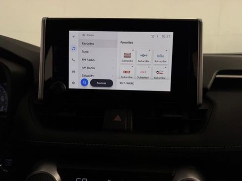 Used 2023 Toyota RAV4 XLE image 21