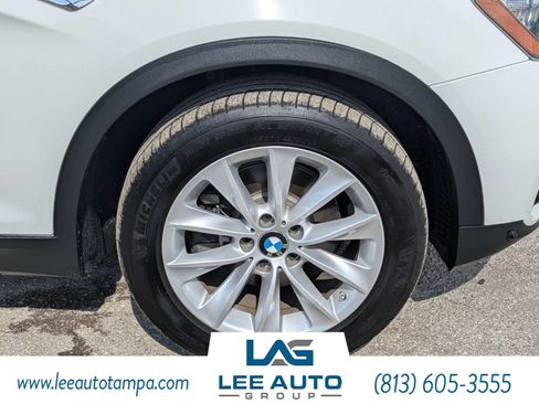 Used 2017 BMW X3 sDrive28i RWD image 10