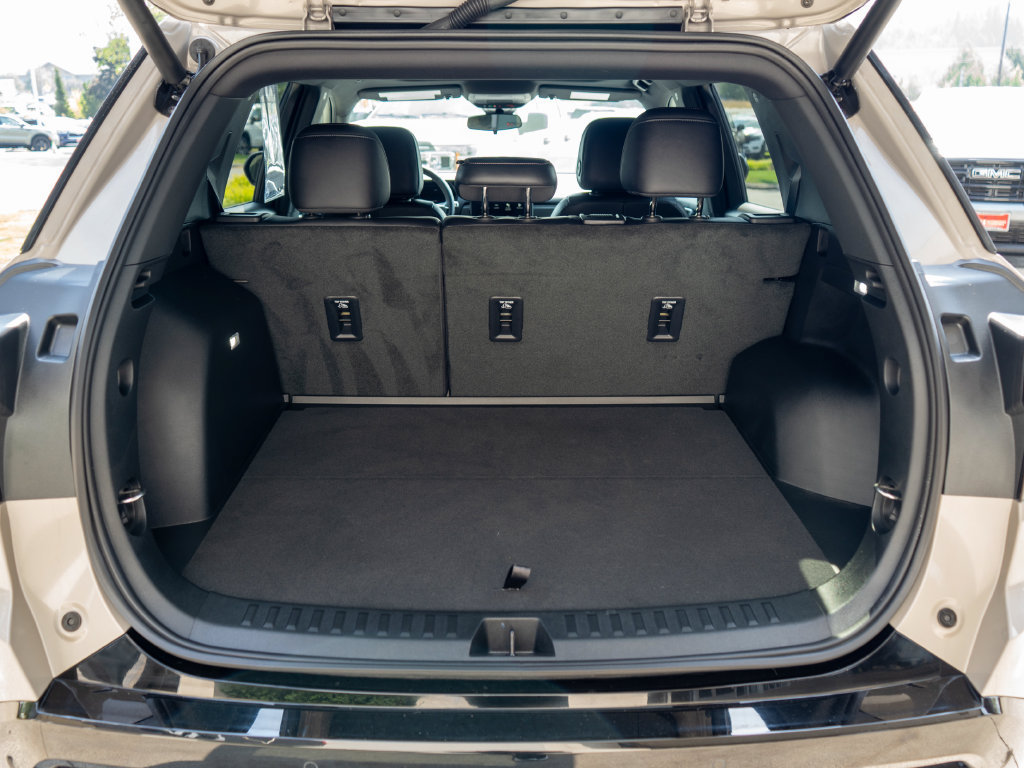 Certified 2026 GMC Terrain AT4 AWD/4WD image 33