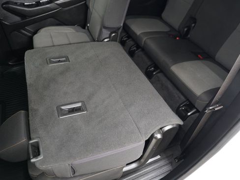 Used 2020 Chevrolet Traverse LS image 38