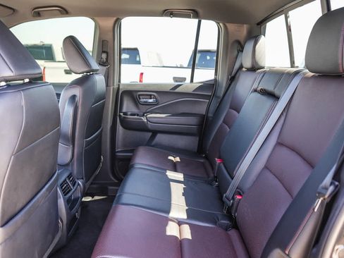 Used 2023 Honda Ridgeline Black Edition image 18