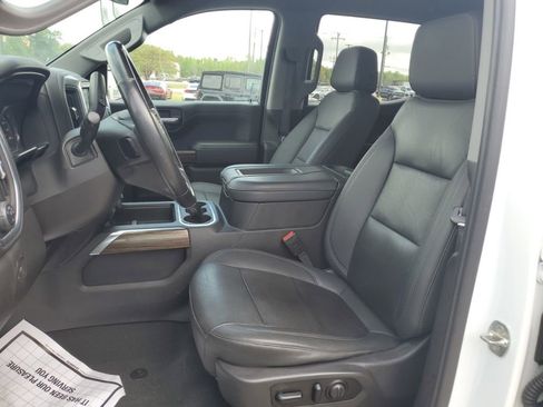 Used 2021 Chevrolet Silverado 1500 LT Trail Boss w/ Convenience Package II image 6