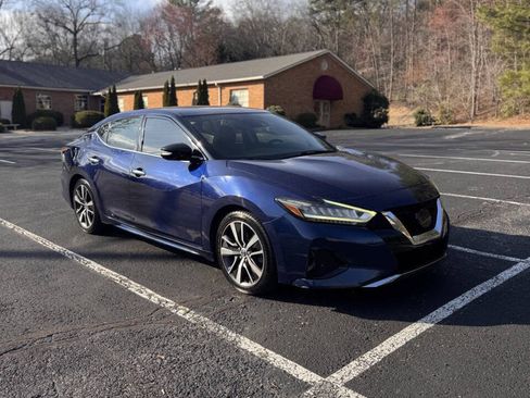 Used 2020 Nissan Maxima 3.5 SV w/ Floor Mat Group FWD image 8