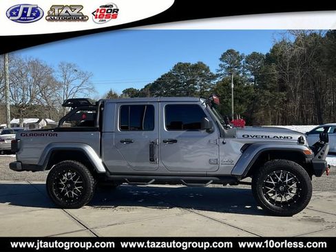 Used 2020 Jeep Gladiator Overland AWD/4WD image 8