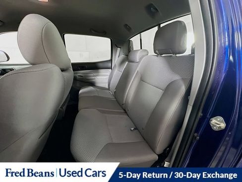Used 2015 Toyota Tacoma 4x4 Double Cab image 24
