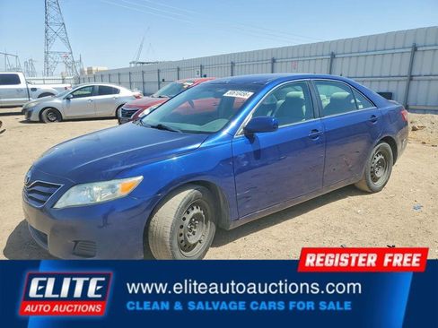 Used 2010 Toyota Camry LE FWD image 1