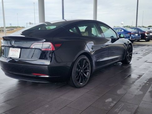 Used 2021 Tesla Model 3 Standard Range Plus image 6