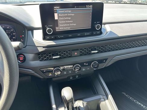 Certified 2025 Honda Accord SE image 17