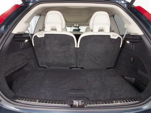 Certified 2023 Volvo XC90 B6 Plus AWD/4WD image 22