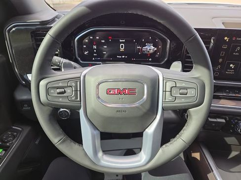 New 2026 GMC Sierra 1500 SLT image 17