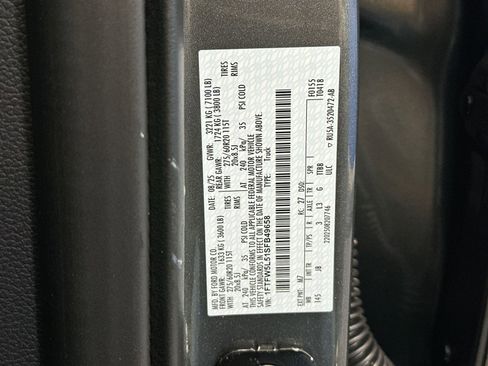 New 2025 Ford F150 Lariat w/ Equipment Group 501A Mid image 39