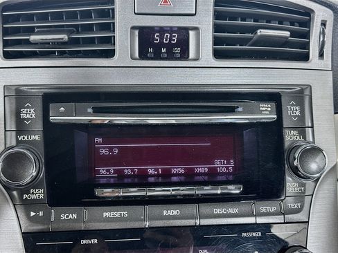 Used 2012 Toyota Avalon FWD image 18