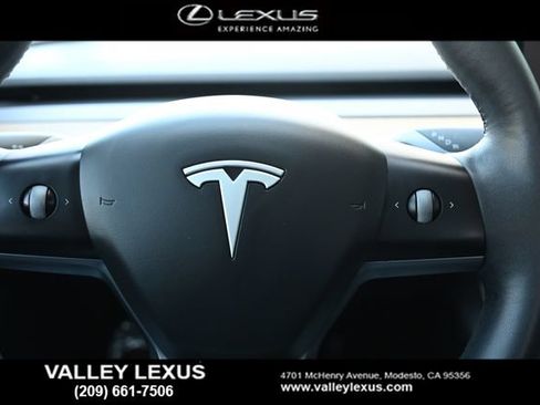 Used 2021 Tesla Model Y Long Range AWD/4WD image 10