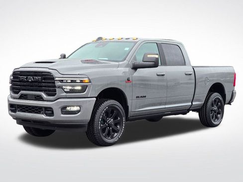 New 2026 RAM 2500 Laramie AWD/4WD image 2
