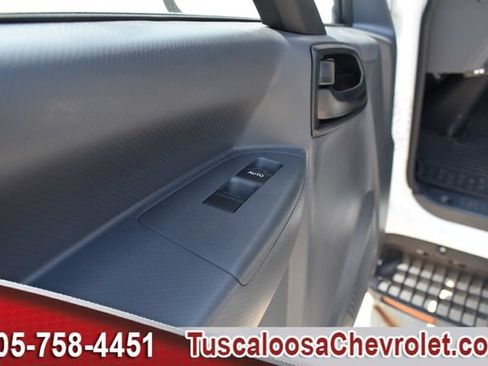Used 2024 Chevrolet Low Cab Forward RWD image 17