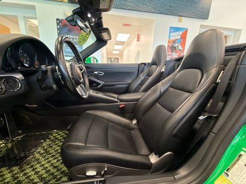 Used 2017 Porsche 911 Carrera RWD image 16