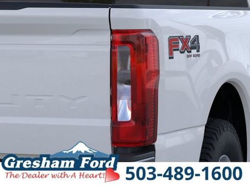 New 2026 Ford F250 XLT w/ FX4 Off-Road Package AWD/4WD image 24