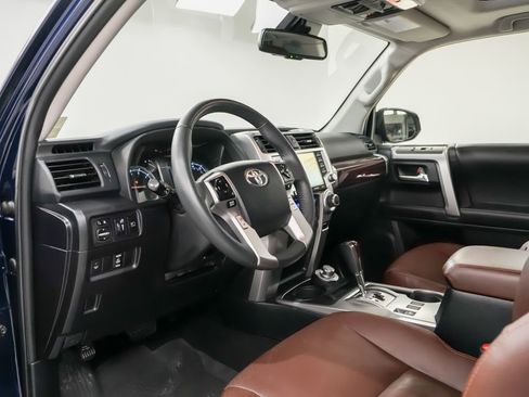 Used 2020 Toyota 4Runner Limited image 4