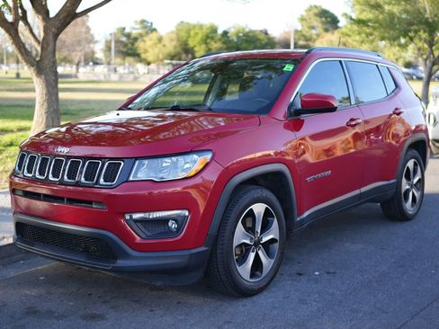 Used 2017 Jeep Compass Latitude w/ Popular Equipment Group image 1