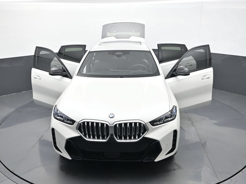Used 2024 BMW X6 xDrive40i AWD/4WD image 27