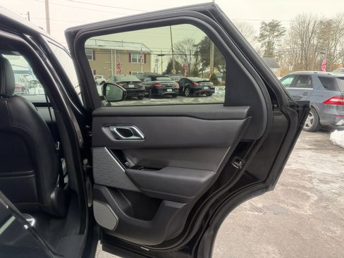 Used 2023 Land Rover Range Rover Velar S image 25