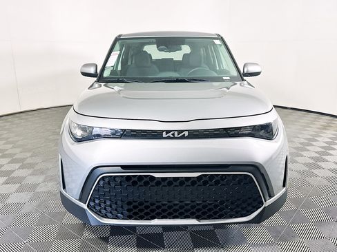Used 2023 Kia Soul S FWD image 8