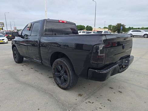 Used 2017 RAM 1500 Express w/ Black Ram 1500 Express Group AWD/4WD image 6