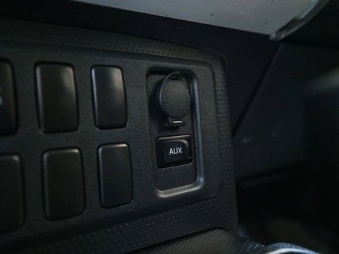 Used 2010 Toyota FJ Cruiser 4WD image 27